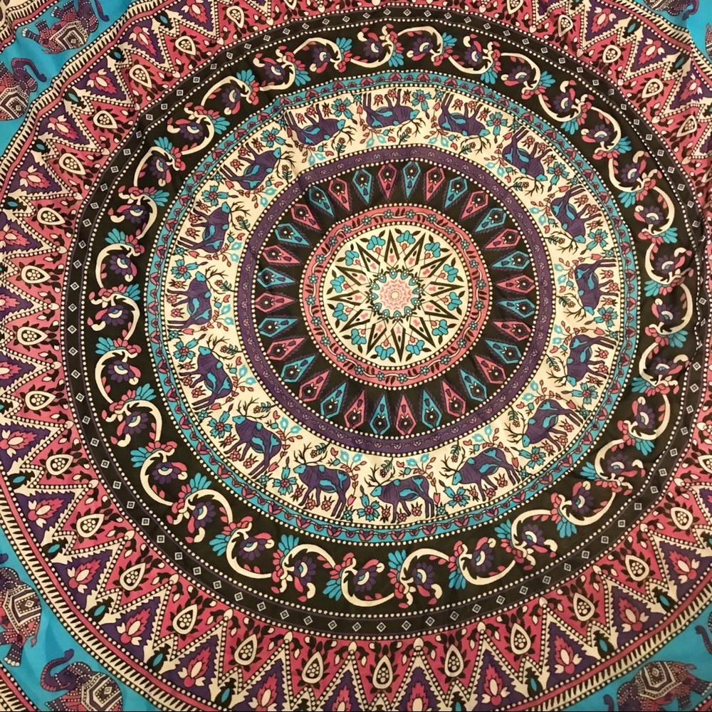 Round Mandala Elephant Tapestry 🐘